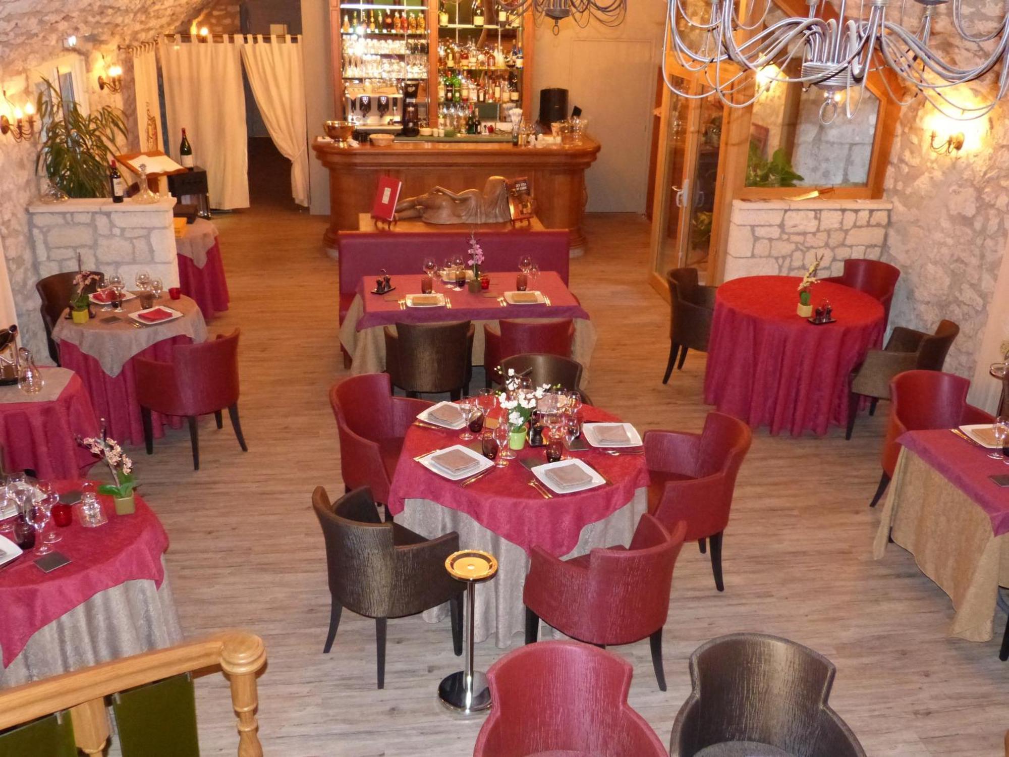 מוג-סור-לואר Logis Hotel Le Relais Louis XI מראה חיצוני תמונה