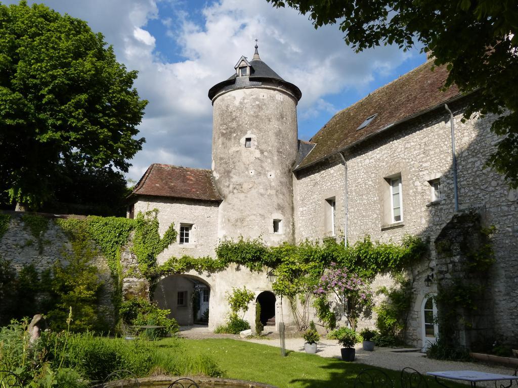 מוג-סור-לואר Logis Hotel Le Relais Louis XI מראה חיצוני תמונה