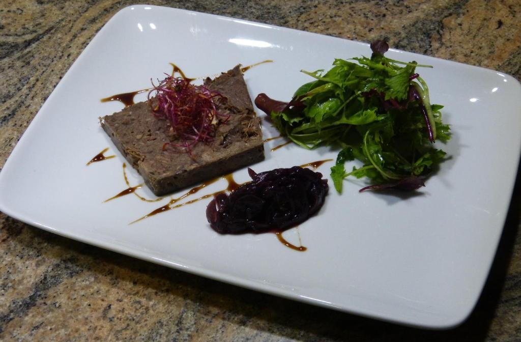 מוג-סור-לואר Logis Hotel Le Relais Louis XI מראה חיצוני תמונה