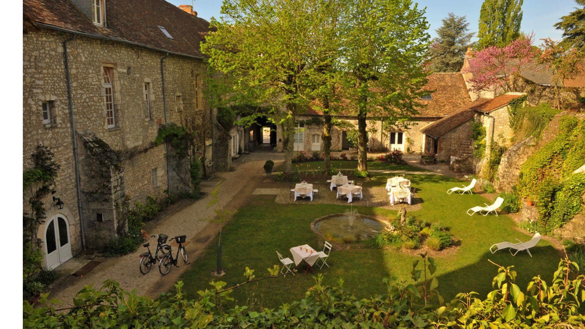 מוג-סור-לואר Logis Hotel Le Relais Louis XI מראה חיצוני תמונה