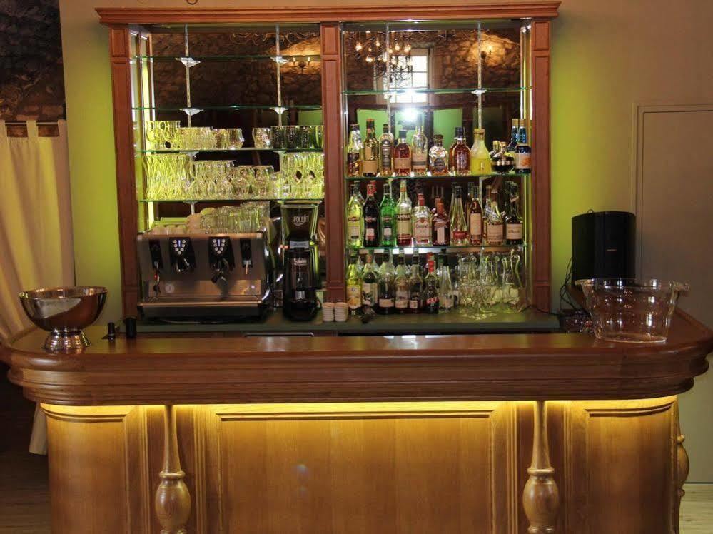 מוג-סור-לואר Logis Hotel Le Relais Louis XI מראה חיצוני תמונה