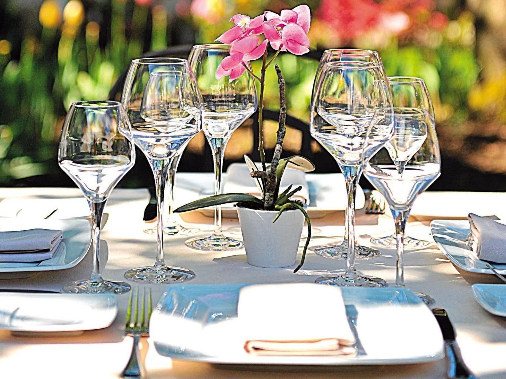 מוג-סור-לואר Logis Hotel Le Relais Louis XI מראה חיצוני תמונה